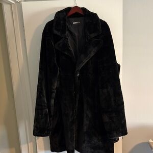 NWT fashion nova men Black Faux Fur Coat xxxl